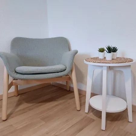 Appartamento Platz Fuer Gruppen - 4 Schlafzimmer Mit Tv Ulma