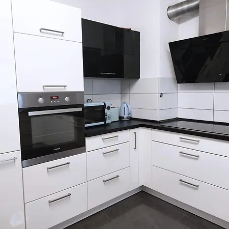 Platz Fuer Gruppen - 4 Schlafzimmer Mit Tv *