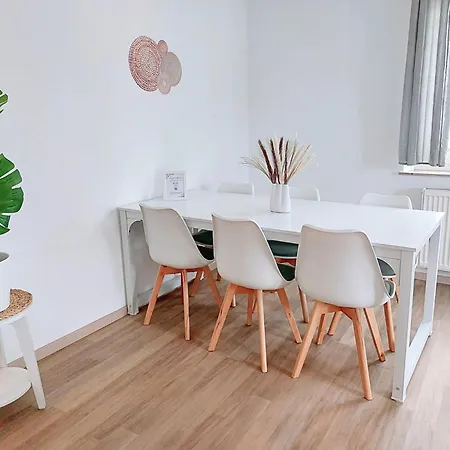 Platz Fuer Gruppen - 4 Schlafzimmer Mit Tv *