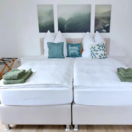 Platz Fuer Gruppen - 4 Schlafzimmer Mit Tv Appartamento